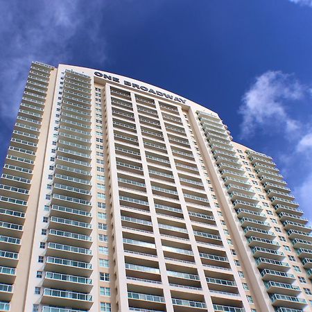 Dharma Home Suites Brickell Miami At One Broadway Екстериор снимка