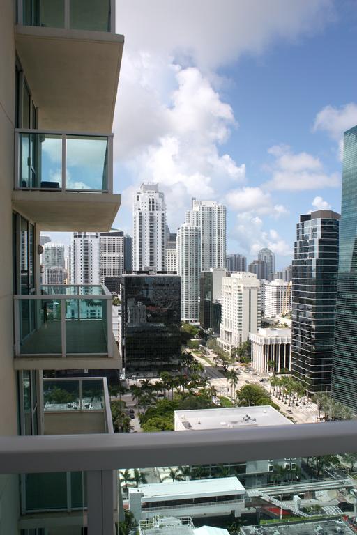 Dharma Home Suites Brickell Miami At One Broadway Екстериор снимка